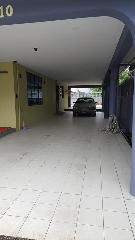 Villa Ellis Lot 310 Kuching Exterior foto