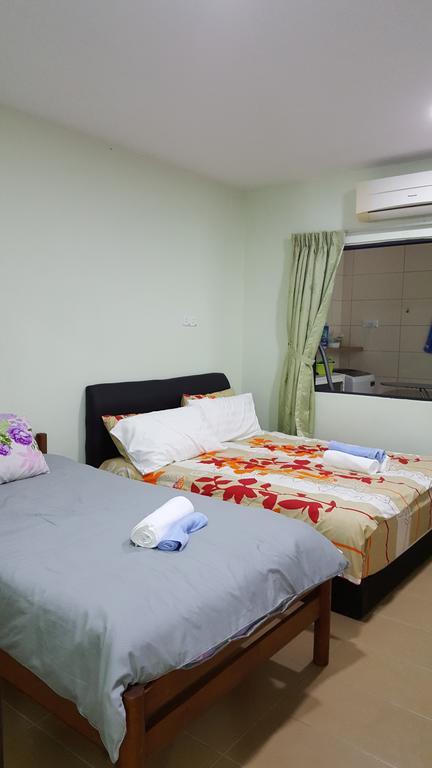 Villa Ellis Lot 310 Kuching Exterior foto