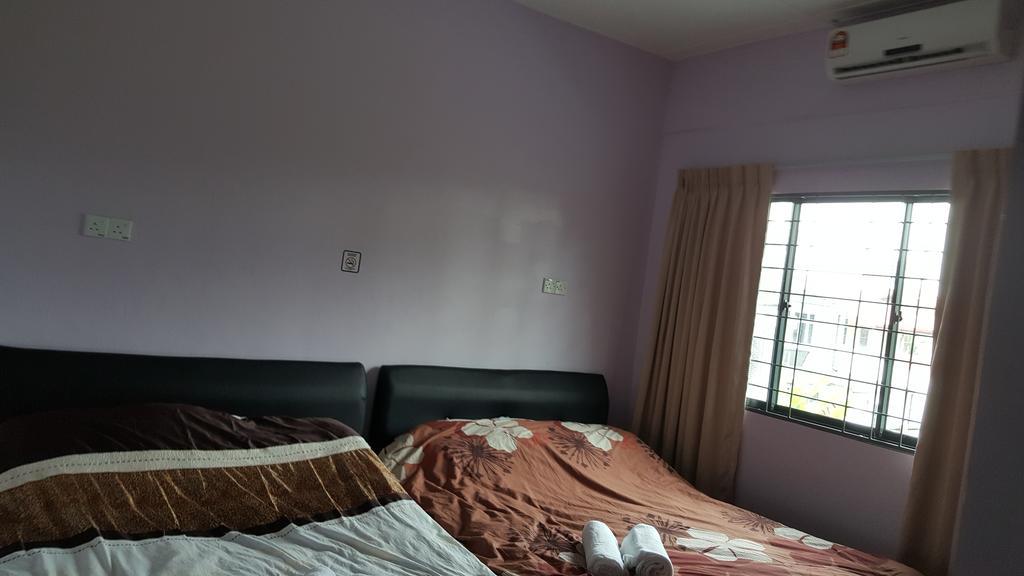 Villa Ellis Lot 310 Kuching Exterior foto